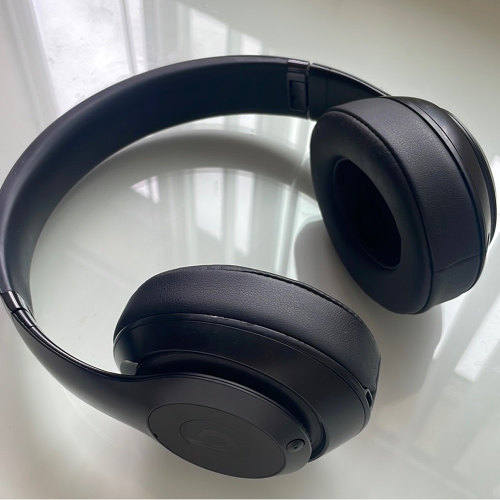 Beats Studio 3 Black Wireless Headphones